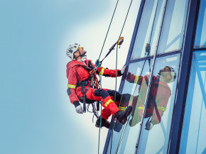 Охрана труда при работе на высоте: требования, правила и обучение специалистов